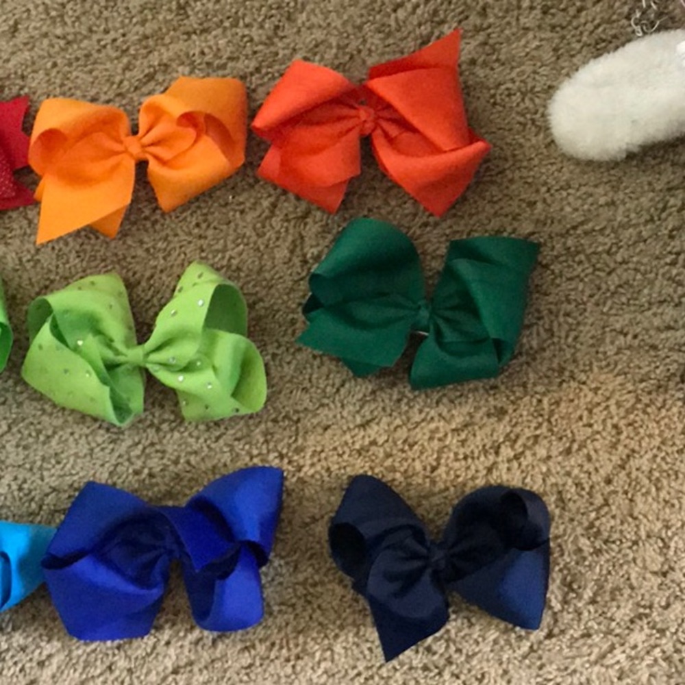 Bows - Picture 3 of 5